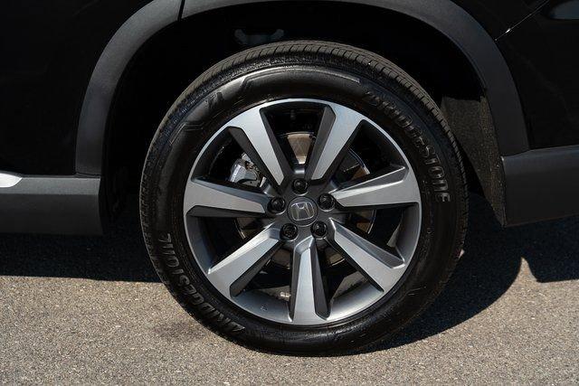 used 2025 Honda Pilot car, priced at $48,094