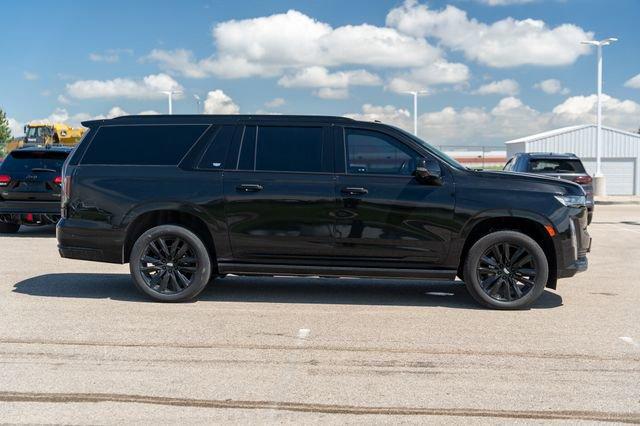 used 2022 Cadillac Escalade ESV car, priced at $78,994