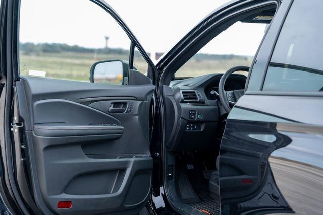 new 2025 Honda Passport car, priced at $43,760