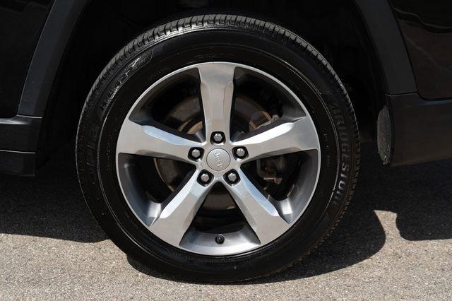 used 2021 Jeep Grand Cherokee L car, priced at $25,894