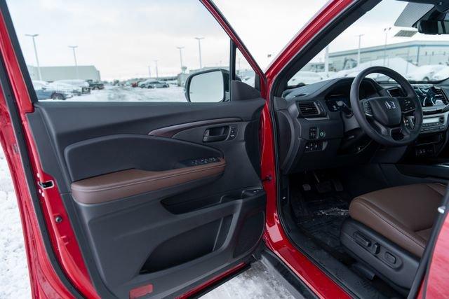 new 2025 Honda Passport car, priced at $43,750