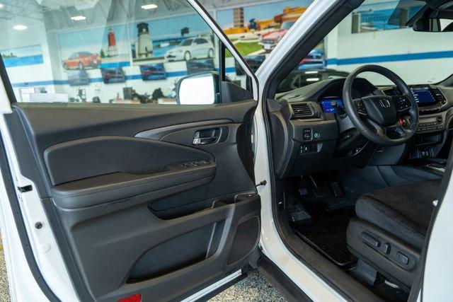 used 2022 Honda Pilot car, priced at $28,394