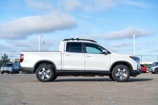 new 2025 Honda Ridgeline car, priced at $41,880