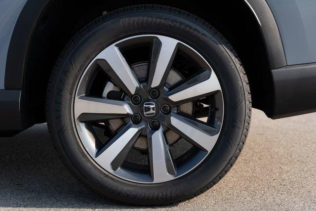 new 2025 Honda Pilot car, priced at $47,550