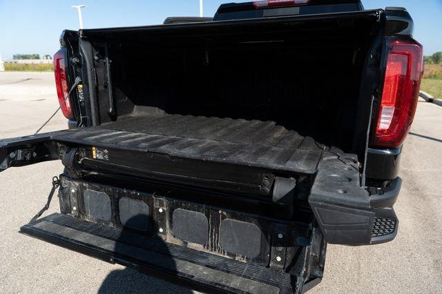 used 2022 GMC Sierra 1500 car, priced at $41,624