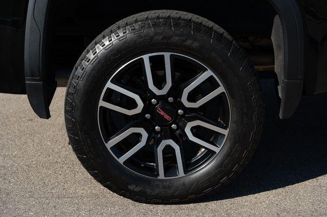 used 2022 GMC Sierra 1500 car, priced at $41,624