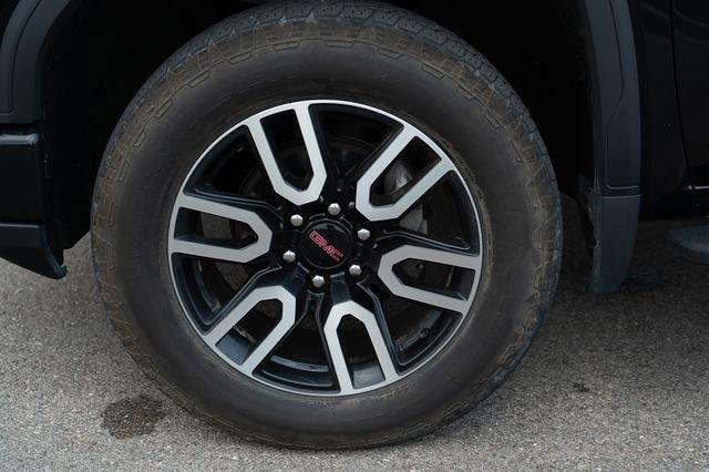 used 2022 GMC Sierra 1500 car, priced at $43,694