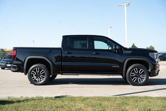 used 2022 GMC Sierra 1500 car, priced at $41,624