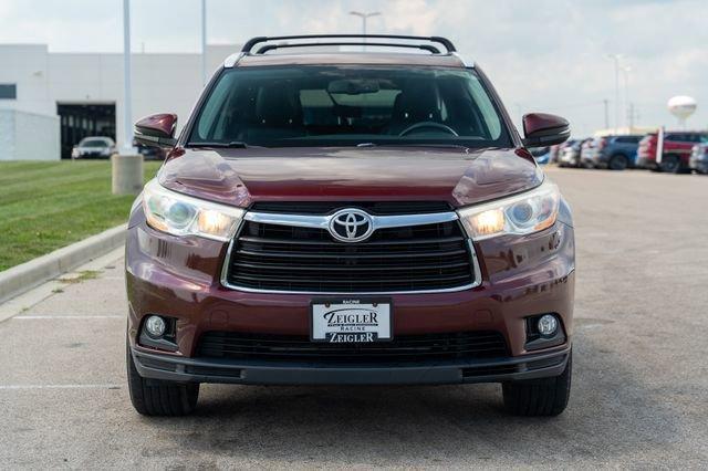 used 2016 Toyota Highlander car, priced at $20,694