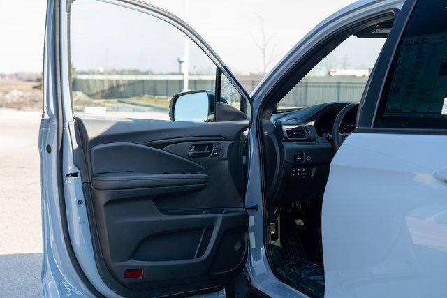 new 2025 Honda Ridgeline car, priced at $44,915