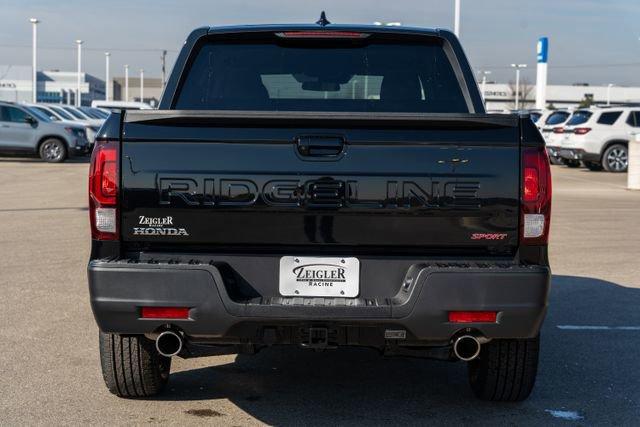 new 2025 Honda Ridgeline car, priced at $39,758