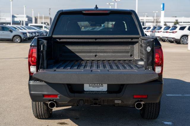 new 2025 Honda Ridgeline car, priced at $39,758