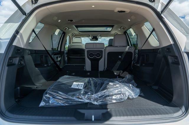 new 2025 Honda Pilot car, priced at $51,131