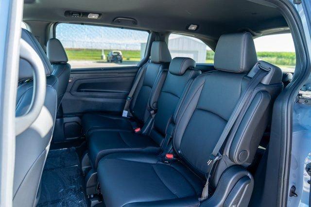 new 2025 Honda Odyssey car, priced at $40,920