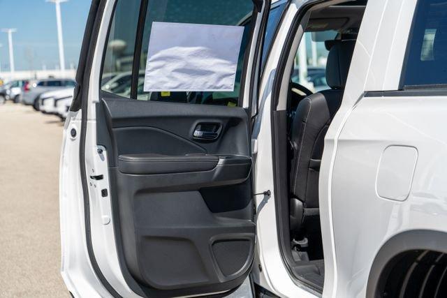 new 2025 Honda Ridgeline car, priced at $43,179