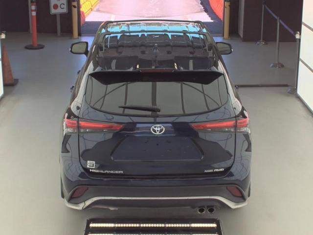 used 2022 Toyota Highlander car, priced at $39,794