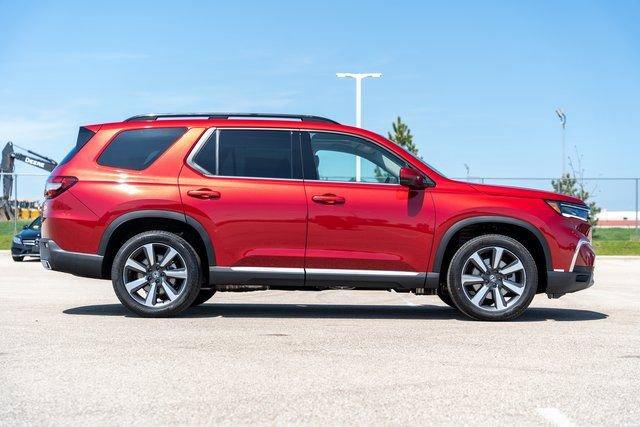 new 2025 Honda Pilot car, priced at $48,129