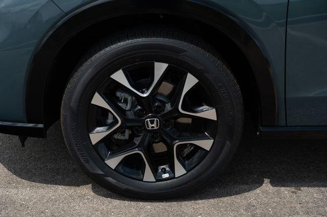 new 2026 Honda HR-V car, priced at $31,705