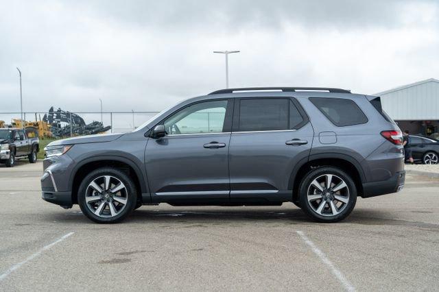 new 2025 Honda Pilot car, priced at $50,475