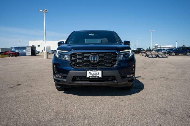 new 2025 Honda Passport car, priced at $41,321