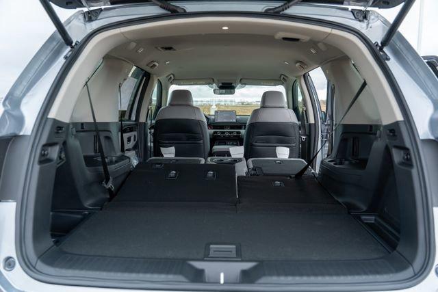used 2025 Honda Pilot car, priced at $47,050