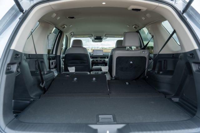 used 2025 Honda Pilot car, priced at $47,050