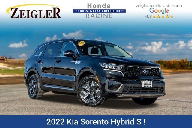 used 2022 Kia Sorento Hybrid car, priced at $26,894