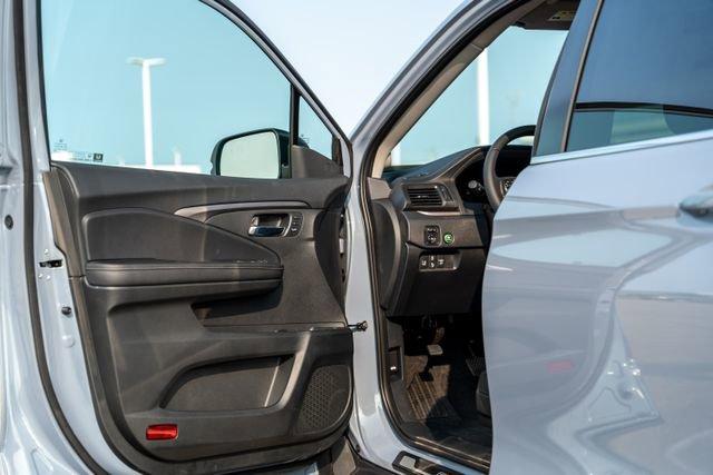 new 2025 Honda Ridgeline car, priced at $46,510