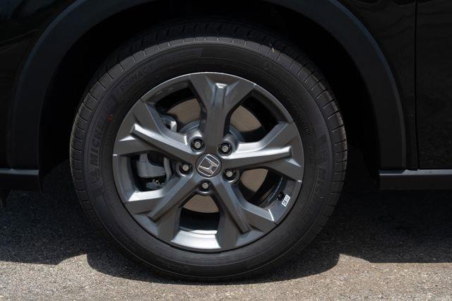new 2026 Honda HR-V car, priced at $26,595