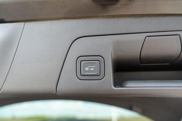 used 2023 Buick Envision car, priced at $30,294