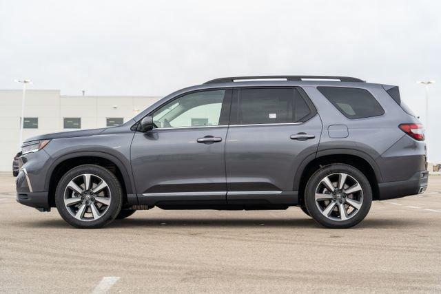 new 2025 Honda Pilot car, priced at $50,278