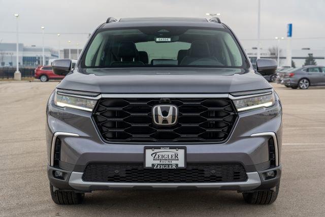 new 2025 Honda Pilot car, priced at $50,278