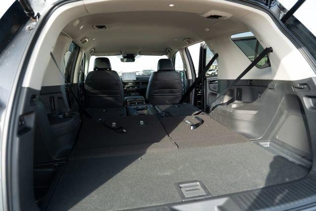 new 2025 Honda Pilot car, priced at $47,194