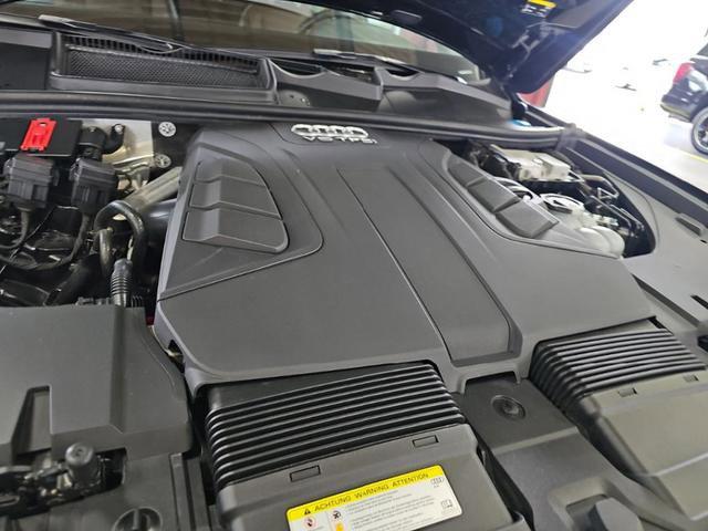 used 2018 Audi Q7 car, priced at $22,995