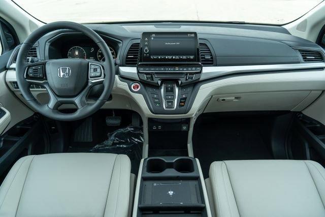 new 2025 Honda Odyssey car, priced at $43,364