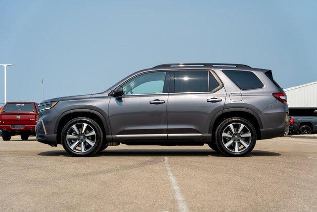 used 2023 Honda Pilot car, priced at $43,694