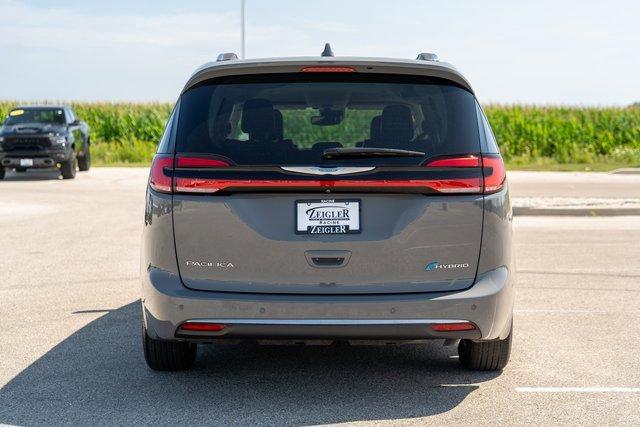 used 2021 Chrysler Pacifica car, priced at $31,994