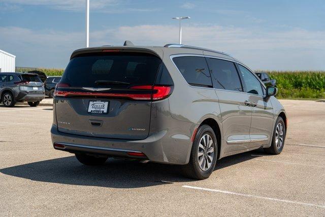 used 2021 Chrysler Pacifica car, priced at $31,994