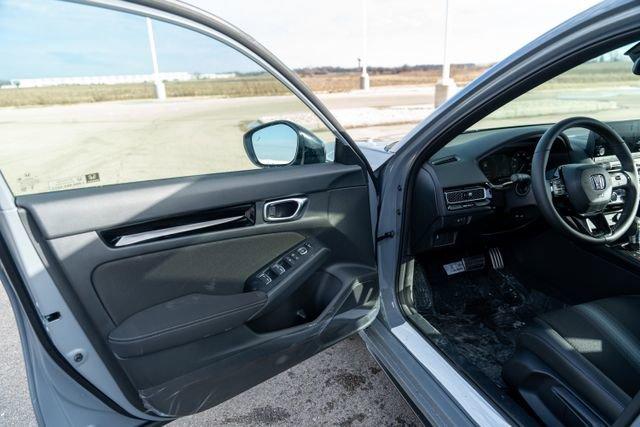 new 2025 Honda Civic Hybrid car, priced at $30,005