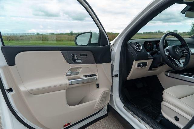 used 2021 Mercedes-Benz GLB 250 car, priced at $23,294