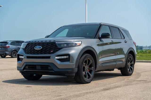 used 2022 Ford Explorer car, priced at $40,194