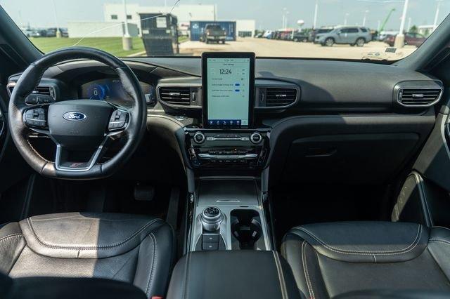 used 2022 Ford Explorer car, priced at $40,194