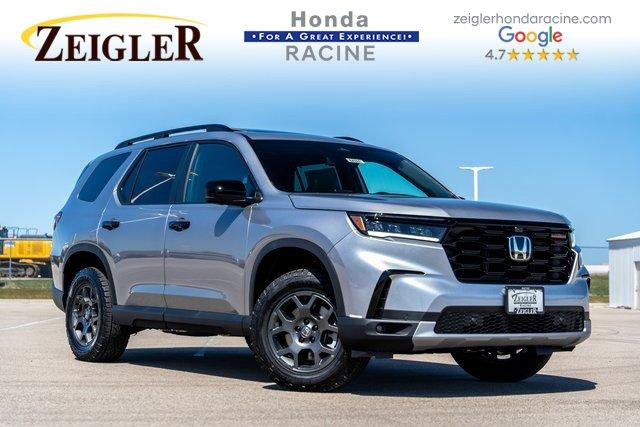 new 2025 Honda Pilot car, priced at $46,495