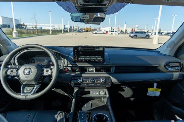 new 2025 Honda Pilot car, priced at $53,443