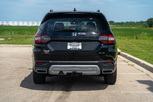 new 2025 Honda Pilot car, priced at $53,443