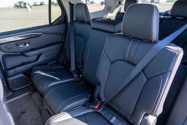 new 2025 Honda Pilot car, priced at $53,443