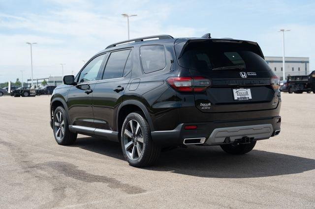 new 2025 Honda Pilot car, priced at $53,443