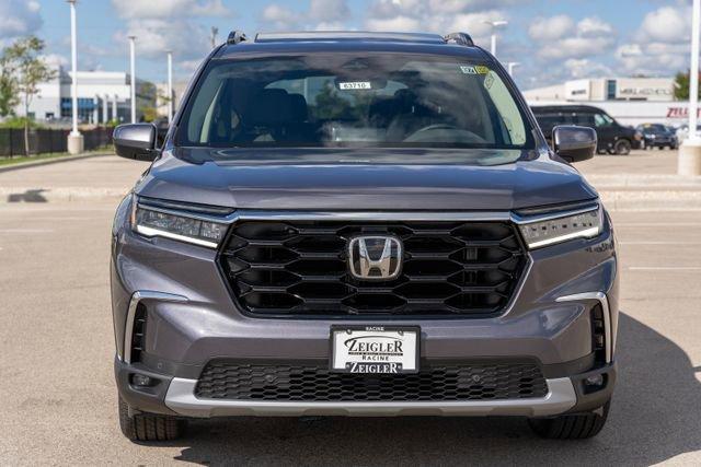 new 2025 Honda Pilot car, priced at $48,345
