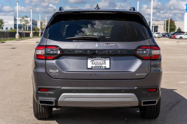 new 2025 Honda Pilot car, priced at $48,345