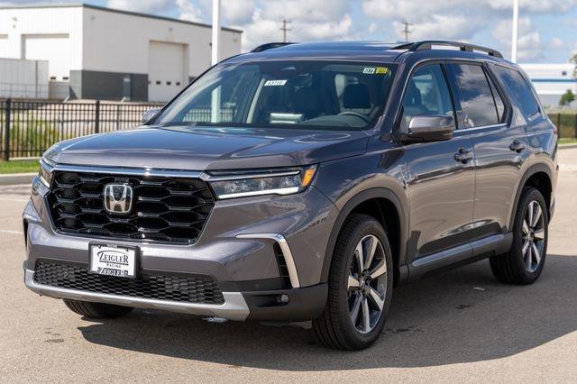 new 2025 Honda Pilot car, priced at $48,345